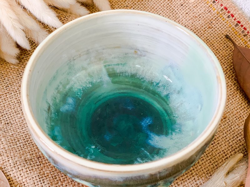 湖水透綠大茶碗 - 茶壺/茶杯/茶具 - 陶 多色