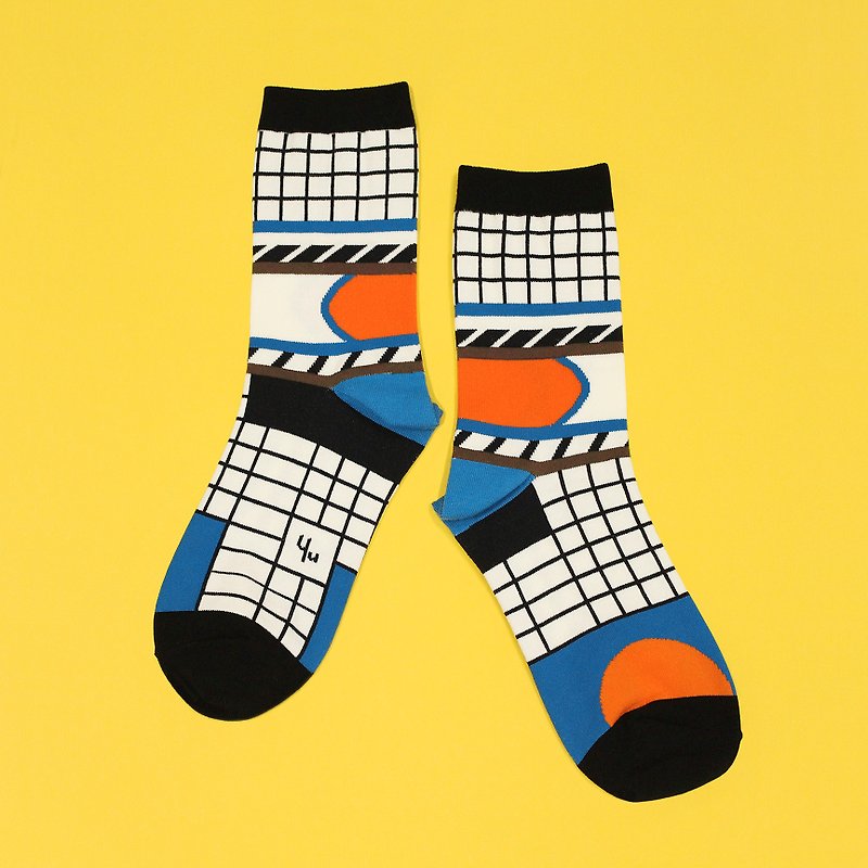 Silo White Unisex Crew Socks | mens socks | womens socks | comfortable socks - ถุงเท้า - ผ้าฝ้าย/ผ้าลินิน ขาว