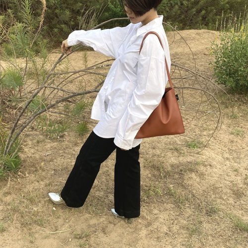 タイ発 RUST BRAND 10色展開 HOBO MEDIUM BAG RUST BRAND / HOBO MEDIUM - RUST - Shop RUST BRAND Other - Pinkoi