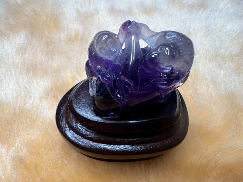 Bright Square-Amethyst Carving (including log base) - Items for Display - Crystal 