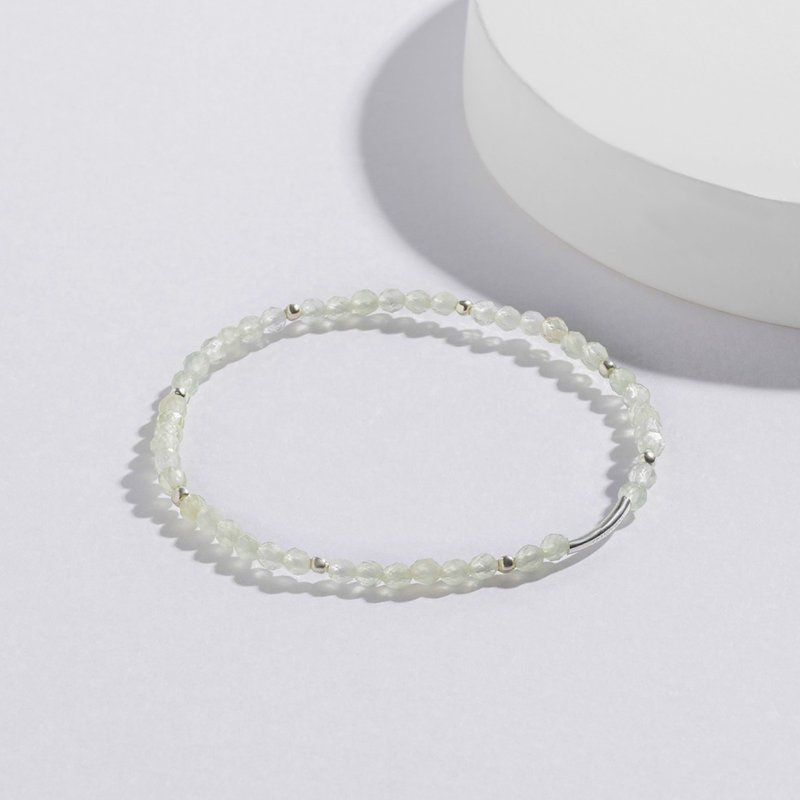 (Relaxing mood + prospering wealth) Glimmer moment | Prehnite S925 sterling Stone| Natural crystal bracelet - Bracelets - Crystal Green