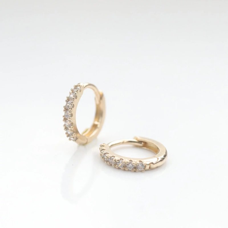 14K CZ Lock Earring 排鑽小耳扣 (單個) - 耳環/耳夾/耳骨夾 - 貴金屬 金色