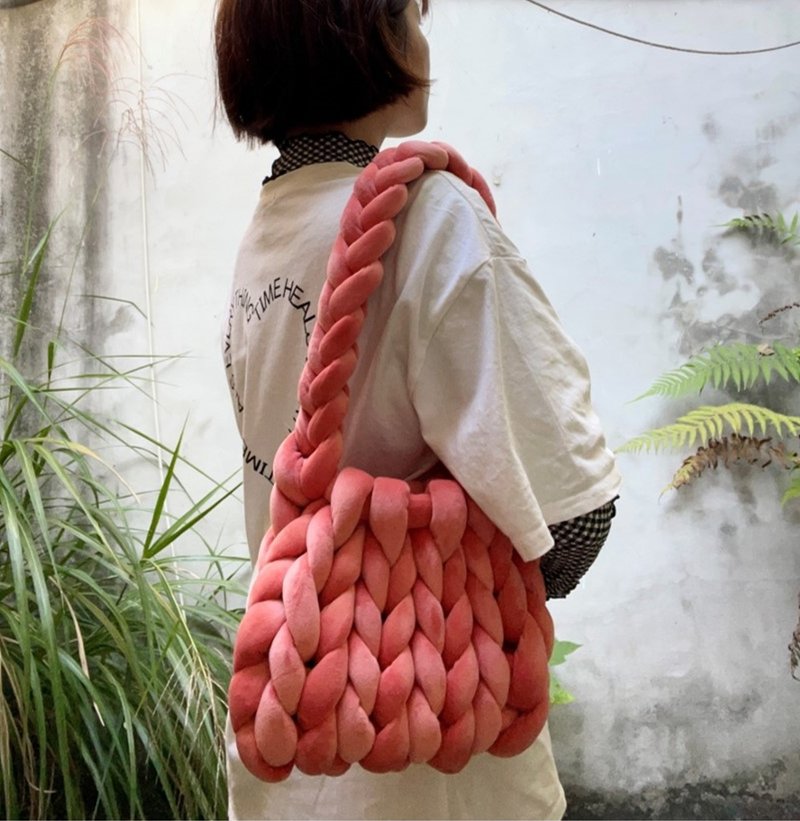 實體 | 台北 |  粗絨線手編包  可做手提 肩背  Chunky Knit Bag - 編織/羊毛氈/縫紉 - 棉．麻 