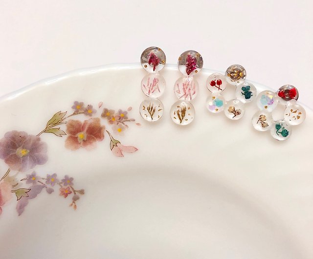 透明花びらピアスイヤリングオリジナル手作りドライフラワー日本樹脂