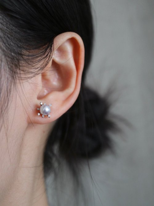 KOKO PEARL JEWELRY 日本直郵 akoya珍珠真多麻色6-6.5mm鑲鑽耳釘