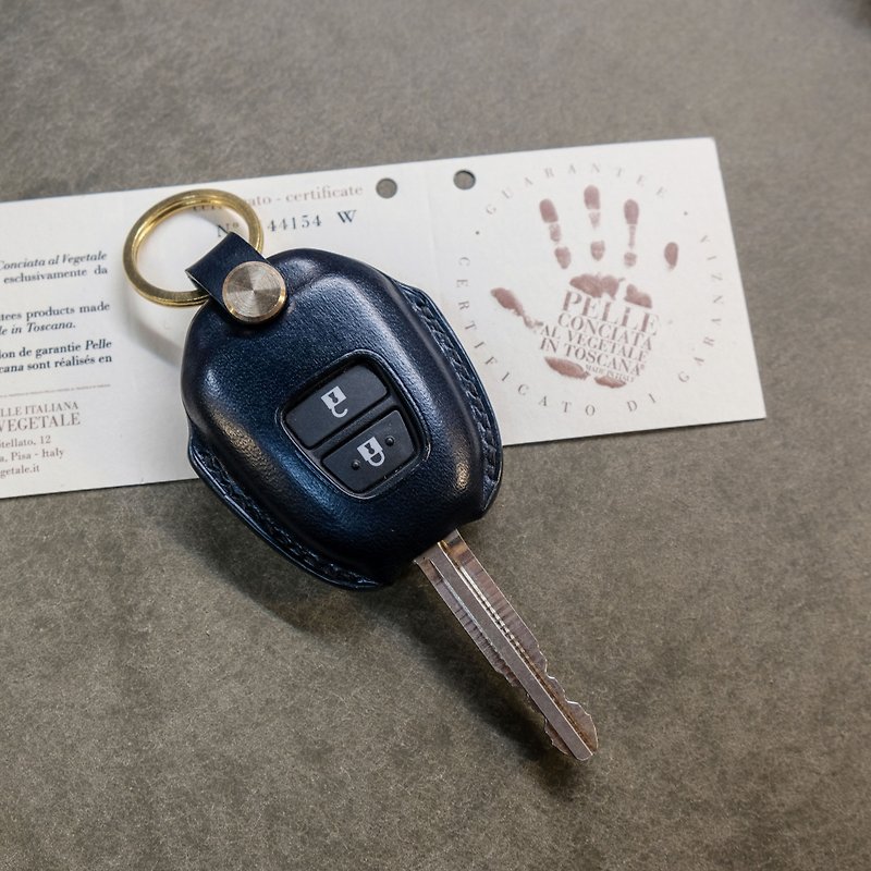 Toyota yaris key holster key case car key holster custom free english branding - Keychains - Genuine Leather 