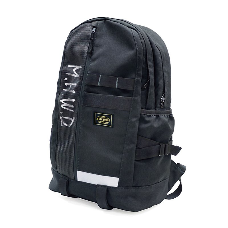 工裝筆電後背包 Matchwood Alpha 筆電後背包 高收納機能黑色款 - 後背包/書包 - 防水材質 黑色