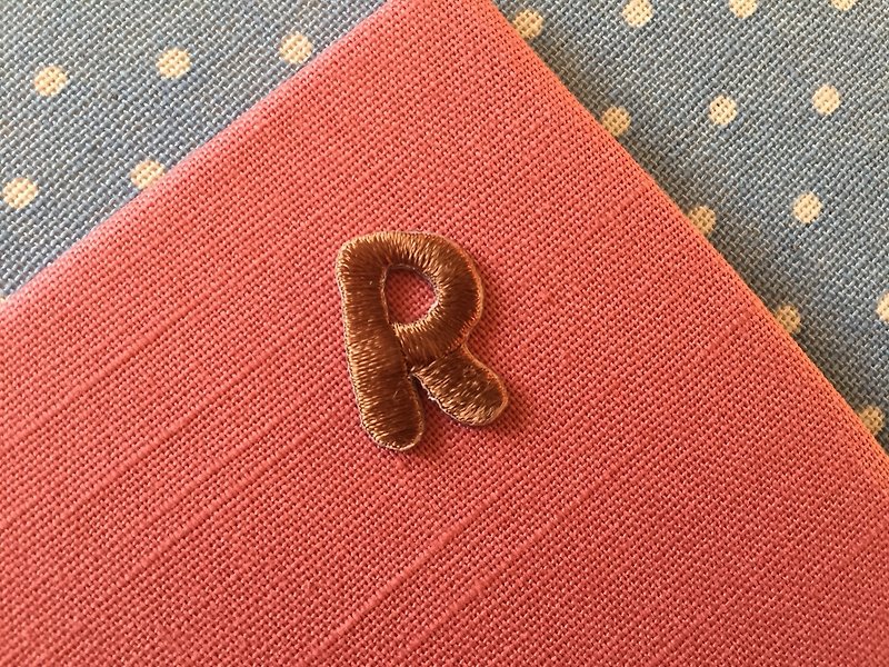 Embroidered cloth stickers-English alphabet series-uppercase R - อื่นๆ - งานปัก 