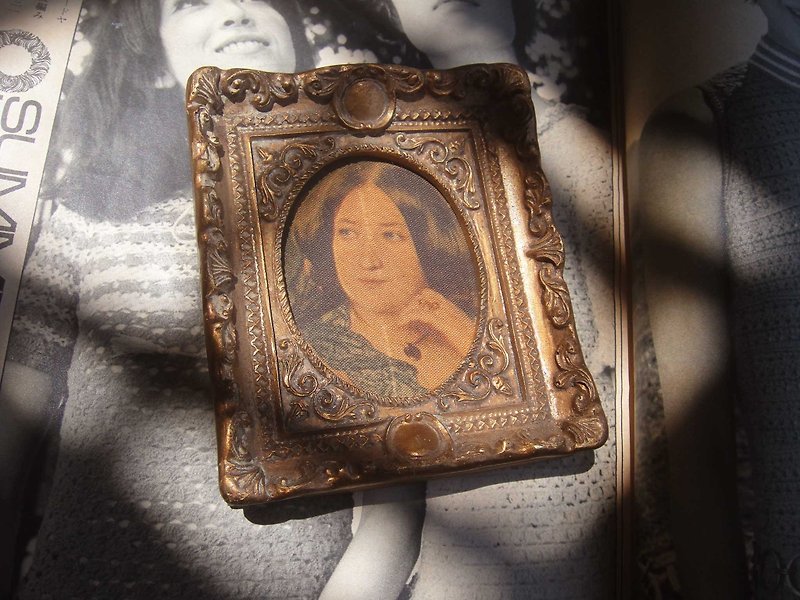[Old Time OLD-TIME] Early second-hand old European photo frame hangings - กล่องเก็บของ - วัสดุอื่นๆ หลากหลายสี