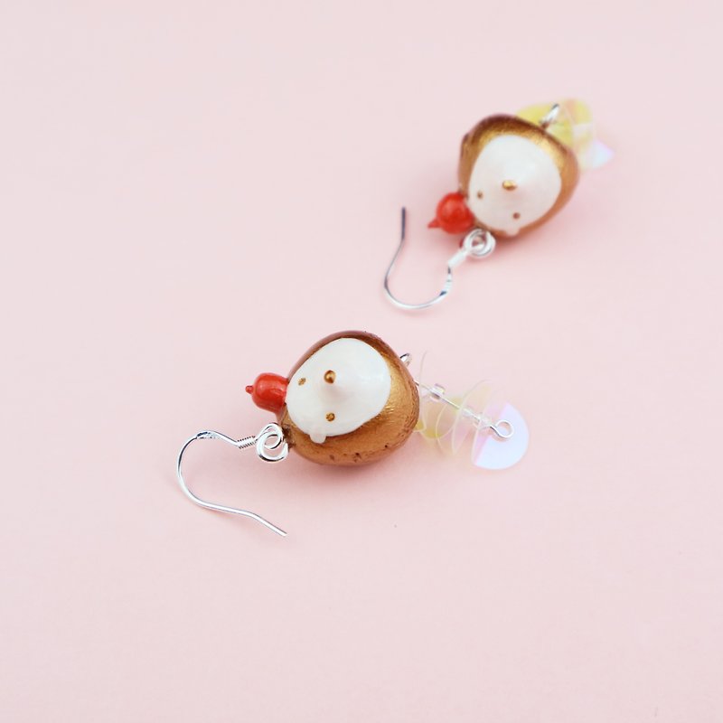 OMO  Original hand-painted jewelry，Hedgehog and apple，925 Silver Earrings - Earrings & Clip-ons - Clay 