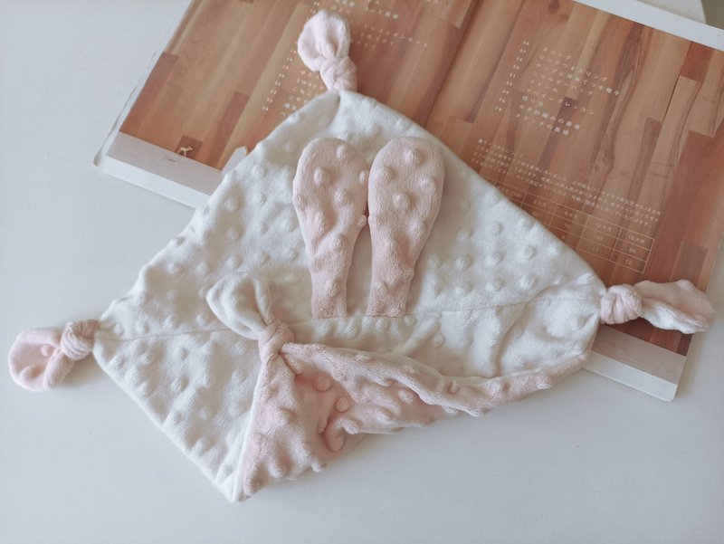 [Shipping within 5 days] Rabbit Rabbit Ears Comfort Cloth Comfort Doll Bean Flannel Cloth Comfort Doll - ผ้ากันเปื้อน - ผ้าฝ้าย/ผ้าลินิน หลากหลายสี