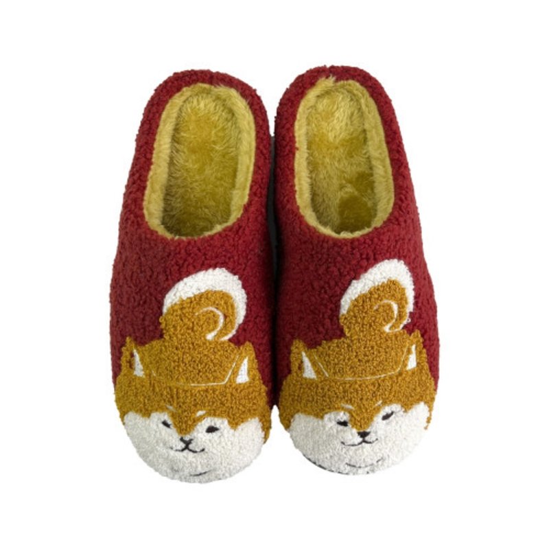 Kusuguru Japan 拖鞋 相良刺繡絨毛保暖止滑鞋底室內拖鞋-紅色 - 室內拖鞋 - 聚酯纖維 紅色