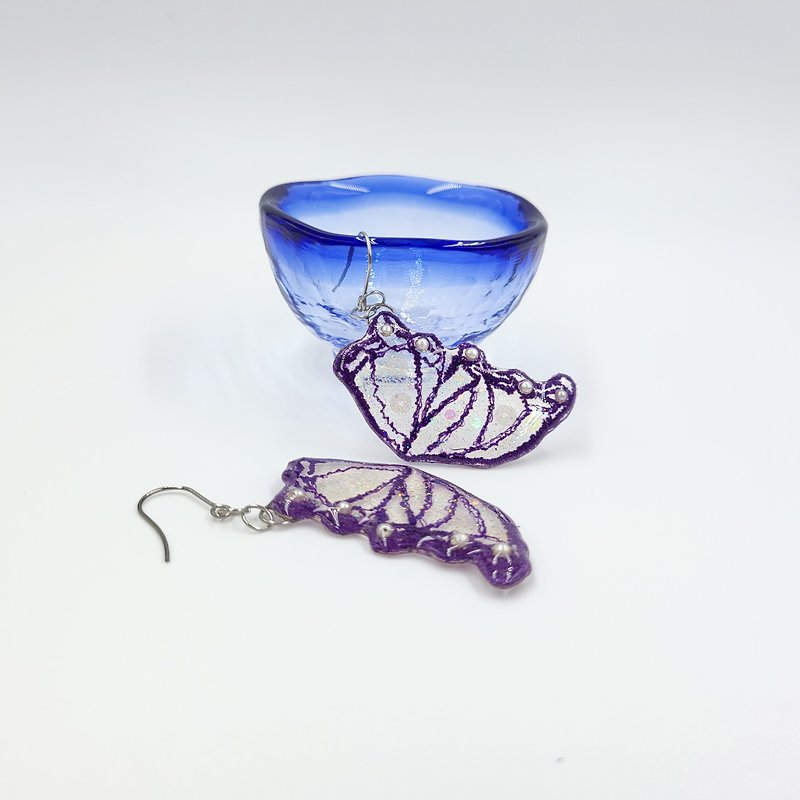 Original Handmade Design/ Computer Embroidered Butterfly Wing Earrings/ Clear Fantasy Purple - ต่างหู - เรซิน สีม่วง