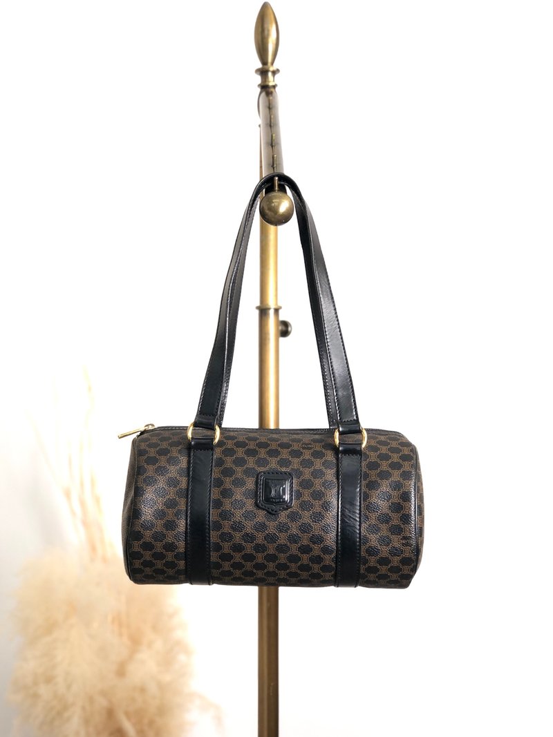 【Direct from Japan Luxury Pre-owned Bag】CELINE Macadam Pattern Handbag Black Embossed Logo PVC Leather Vintage Old yagsxr - กระเป๋าถือ - วัสดุกันนำ้ สีดำ