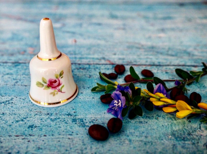 British porcelain flower cute bell J - Items for Display - Porcelain 