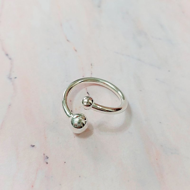 Double Sugar Ball 925 Sterling Silver Ring (Shiny Original Arc Point) - แหวนทั่วไป - เงินแท้ สีเงิน