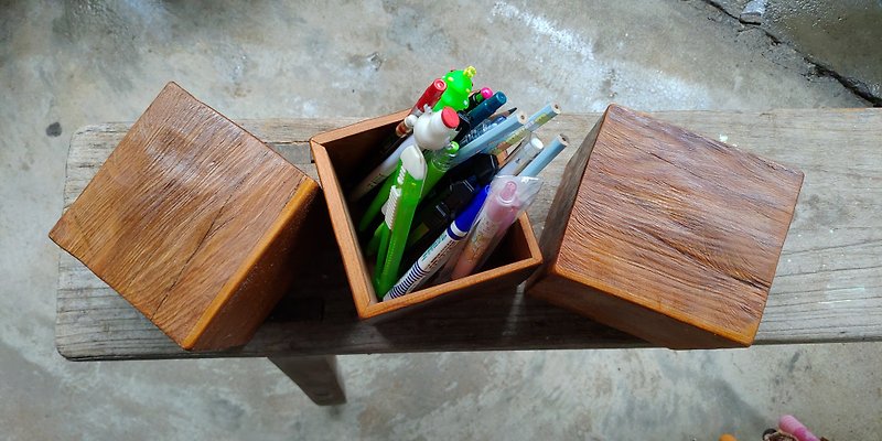 Taiwan Xiao Nan Wood Weathered Large Pen Holder (Sao Nan) - Pen & Pencil Holders - Wood 