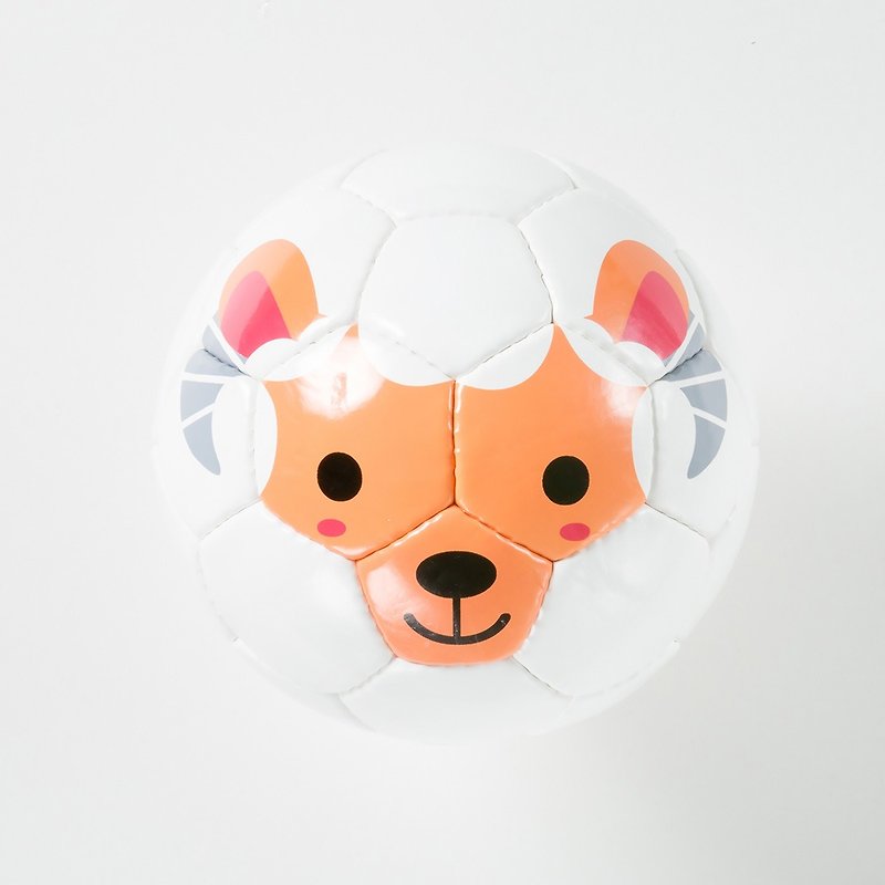 Earth tree fair trade handmade soccer (sheep) - ของเล่นเด็ก - วัสดุอื่นๆ 