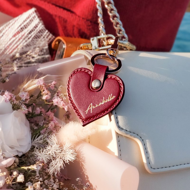 [Mother's Day Gift Box] [Free front and back engraved name] Heart-shaped leather keychain charm • Customized gift - ที่ห้อยกุญแจ - หนังแท้ หลากหลายสี
