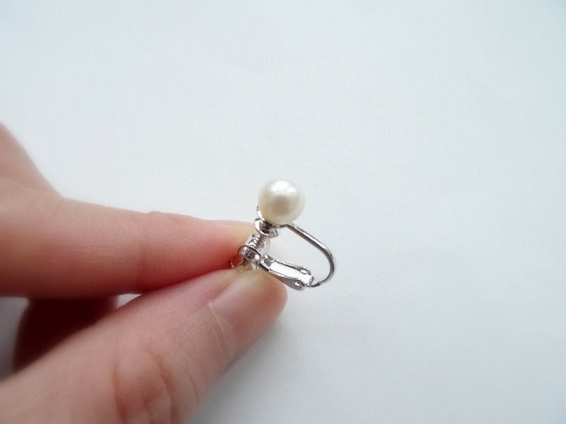 Quality Freshwater Pearls Adjustable Nickel-free Screw-back Clip-on Earrings - Earrings & Clip-ons - Pearl White