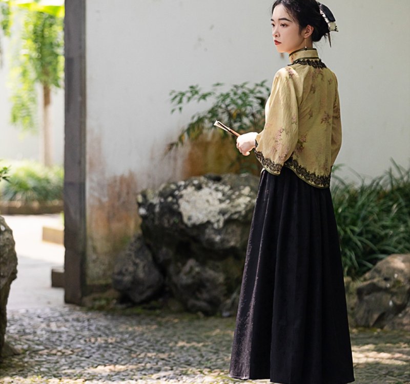 秘鹿花園  新中式 復古百褶百搭半身裙 - 裙子/長裙 - 其他材質 黑色