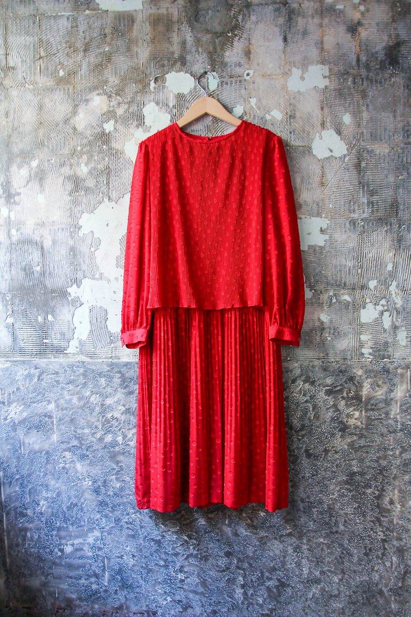 裊裊百貨公司-Vintage 紅色兩層式圓點布花長袖洋裝  復古著 - 連身裙 - 聚酯纖維 