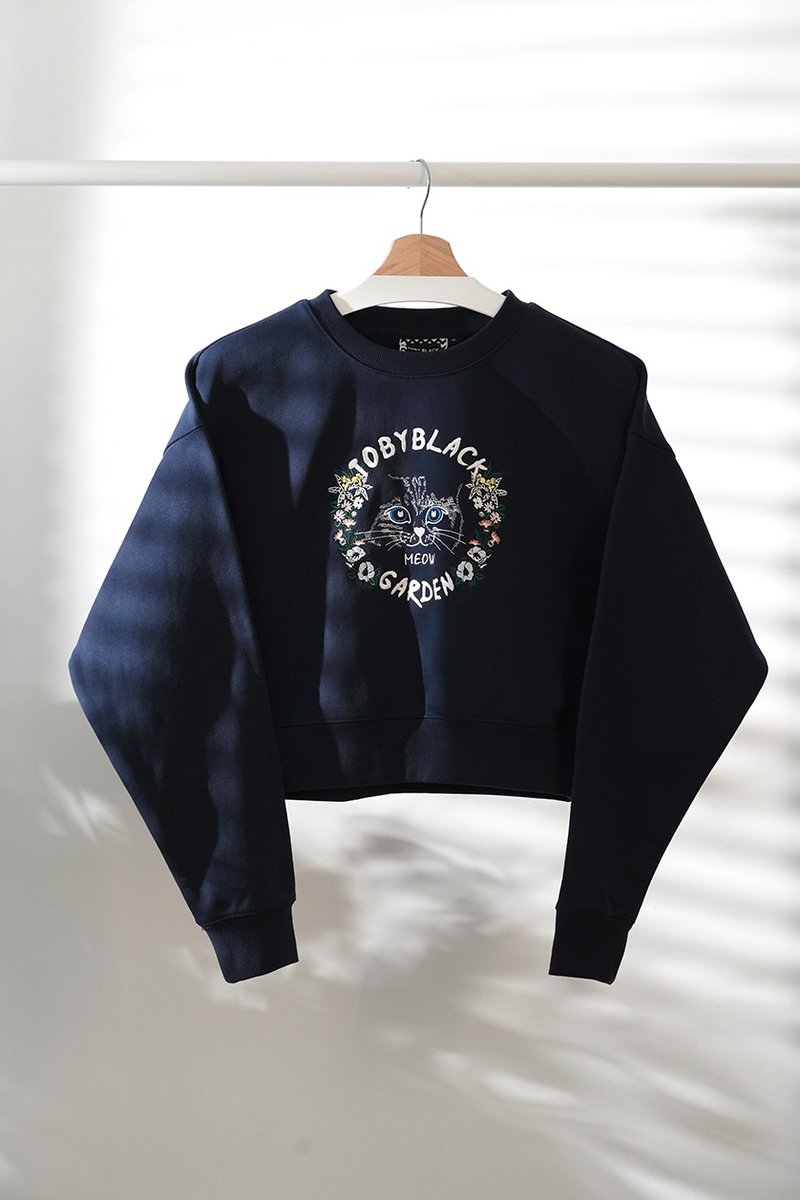 Toby Black GARDEN CAT Corp Sweatshirt - เสื้อผู้หญิง - ผ้าฝ้าย/ผ้าลินิน สีน้ำเงิน