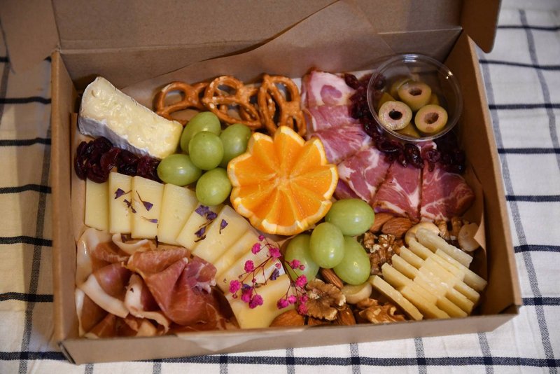 Buongusto Hedonistic Platter - Snacks - Fresh Ingredients 