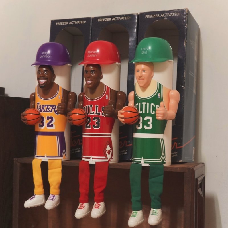 1989年 NBA官方聯名 Puppet Kooler 多功能冷水瓶 保冷 擺件 玩具 - 飲料提袋/杯套/杯袋 - 塑膠 多色