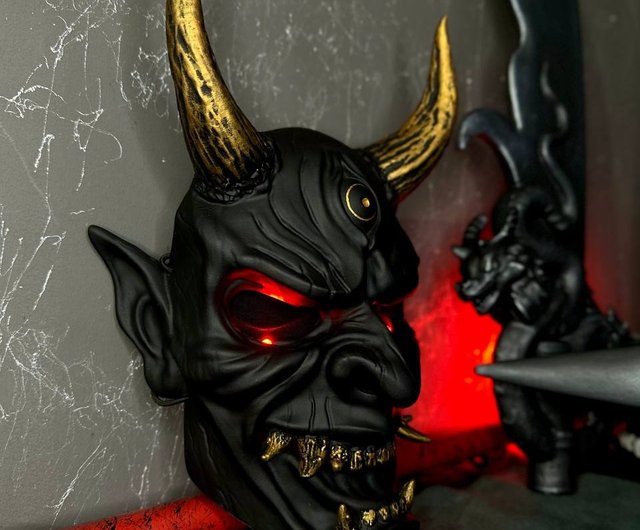 日本の鬼マスク 黒と金 着用可能 - ショップ WorkshopRS マスク