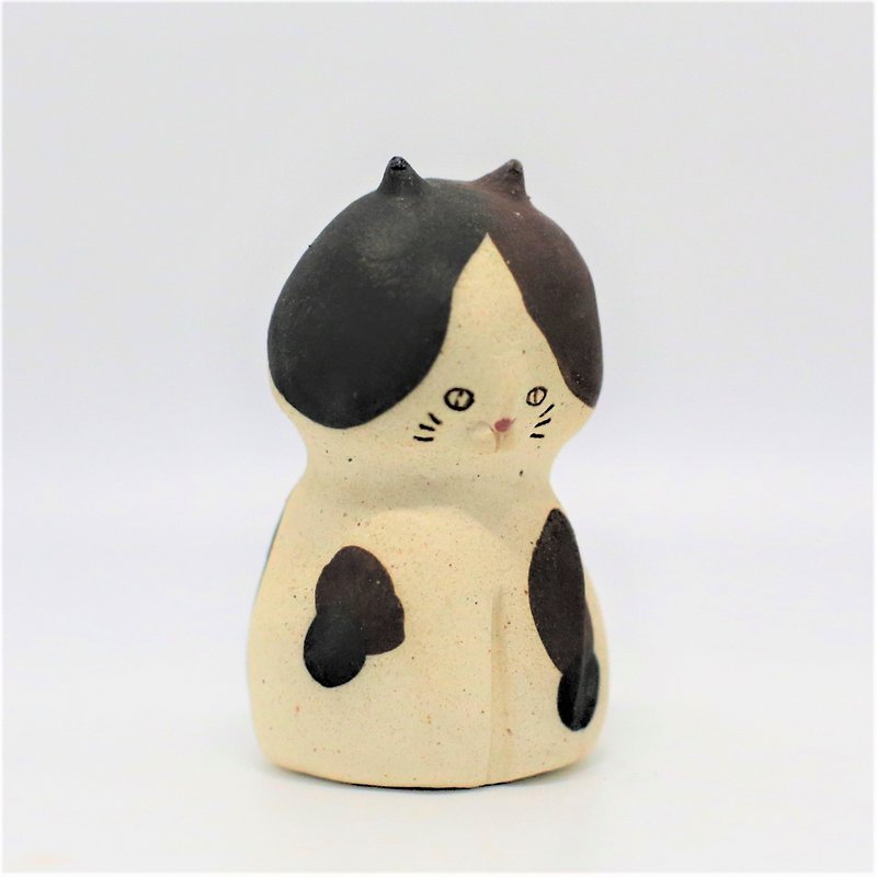 Hand-made pottery doll丨Xianxian Series—Shy Cat (the height of the ornament is about 7.5cm) - Stuffed Dolls & Figurines - Pottery White