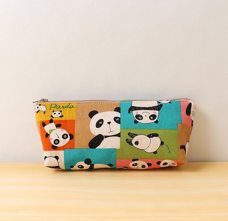 Cute Panda Pencil Case-Retro Edition (Medium)/Storage Bag Pencil Case Cosmetic Bag - Pencil Cases - Cotton & Hemp Multicolor