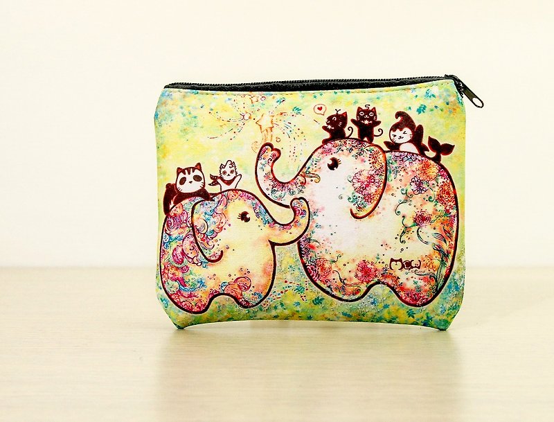 Good meow-purpose bag / purse / Storage bag - Elephant flowering - กระเป๋าเครื่องสำอาง - วัสดุกันนำ้ 