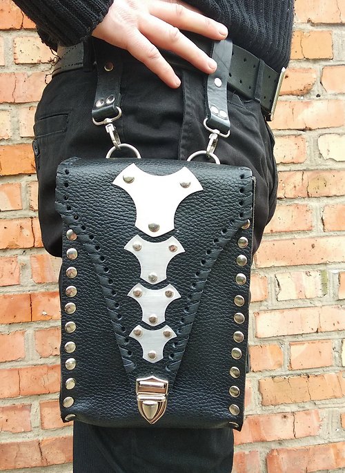 CoinsRingsUkraine Leather Waist Bag Thigh Purse Black Fanny Pack Leather Belt Pouch Leather Bag