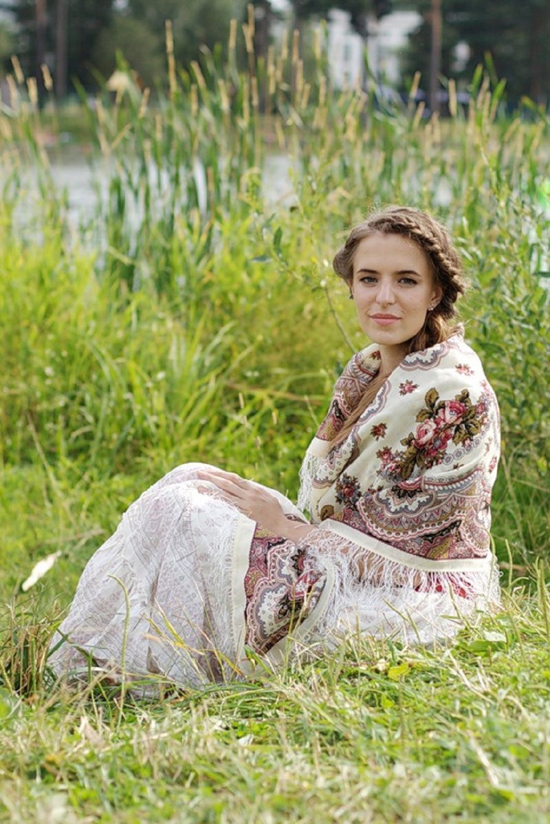 Russian Shawl Pavlovo Posad 100% Wool Scarf Wrap High Quality 125x125 cm 527-1 - 絲巾 - 羊毛 多色