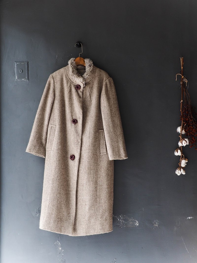 River Water Mountain - Gifu black and black breasted classic sheep antique fur coat wool fur vintage wool vintage overcoat - Women's Casual & Functional Jackets - Wool Khaki