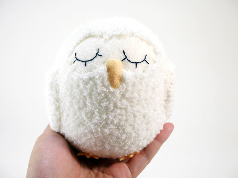 Fluffy cute fat corps-owl_year-end surprise - Stuffed Dolls & Figurines - Cotton & Hemp White