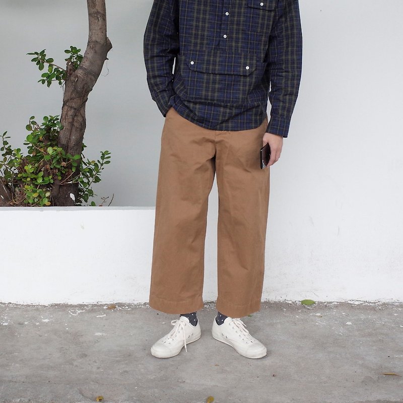 Japanese style retro high waist straight 9 points wide leg casual pants Wide cutting - กางเกงขายาว - ผ้าฝ้าย/ผ้าลินิน สีนำ้ตาล