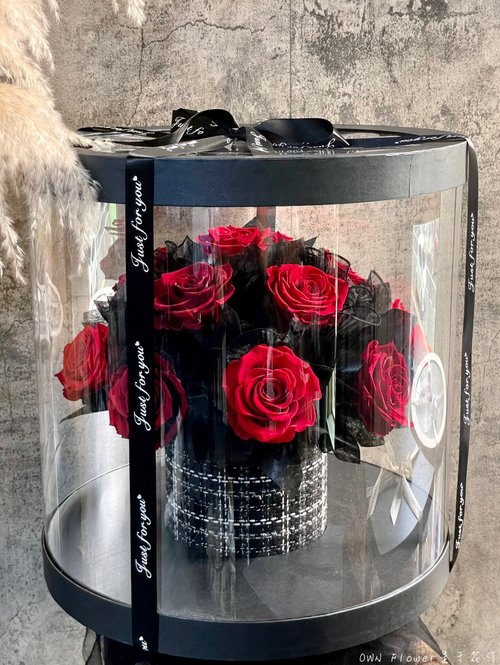 OWN Flower花藝設計 巨型抱抱桶/小香風永生花桶/永生花禮盒/玫瑰抱抱桶/情人節禮物