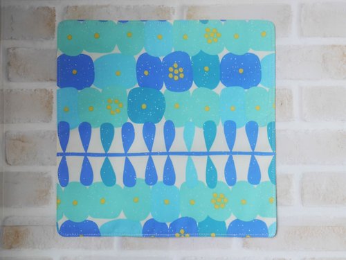 凱蒂．心．手感生活 訂製款=台灣純棉手帕=童趣花朵=水藍(共3色)