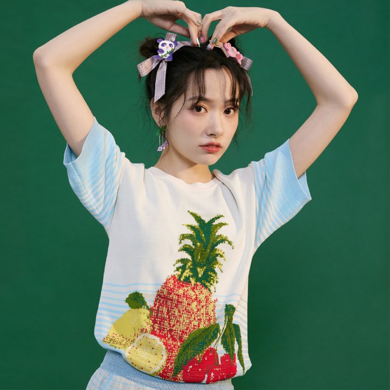アウトレット品 ヴィンテージフルーツプリントニットTシャツ - 女 T 恤 - 其他材質 白色