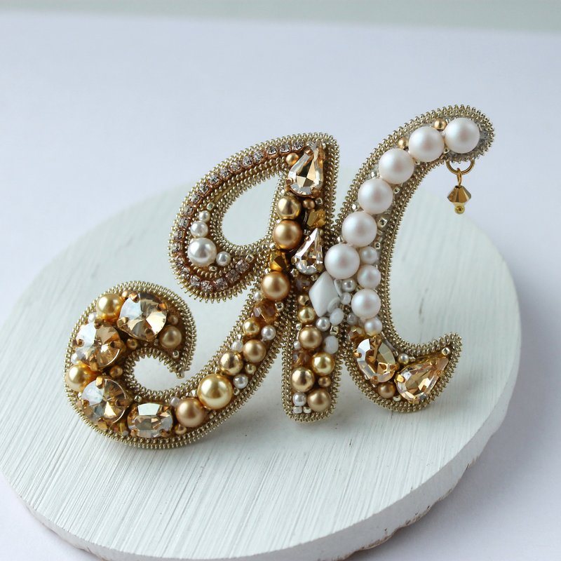 Beaded brooch gold English Letter/ Name Embroidered Brooch Pin/ Customized Gift - Brooches - Pearl Gold