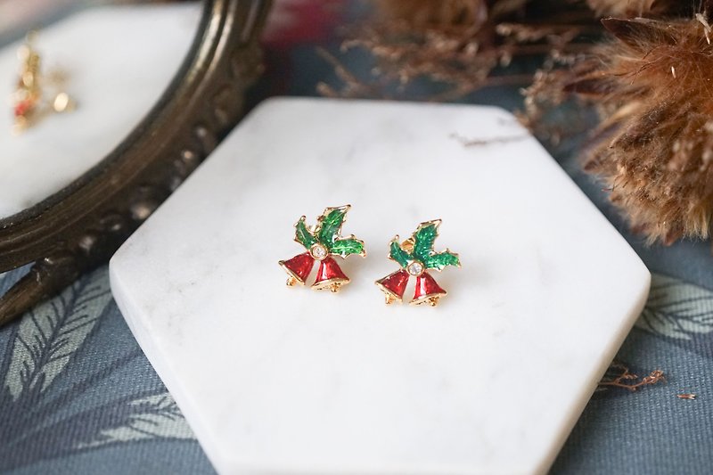 [Old jewelry/Western old pieces] VINTAGE AVON Christmas red bells vintage earrings - ต่างหู - โลหะ สีทอง