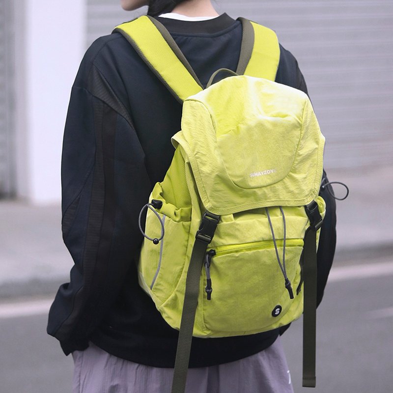 城市公園系列 戶外露營工裝風機能輕量雙肩後背包 嫩芽綠 - 後背包/背包/書包 - 尼龍 
