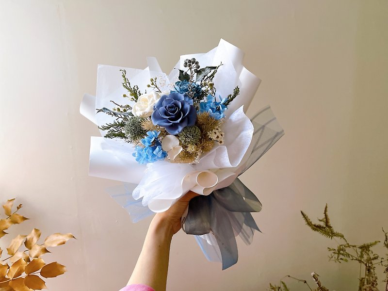 莫蘭迪 深深加州深海寶石藍 質感系  永生玫瑰花束 - 乾花/永生花 - 植物．花 藍色