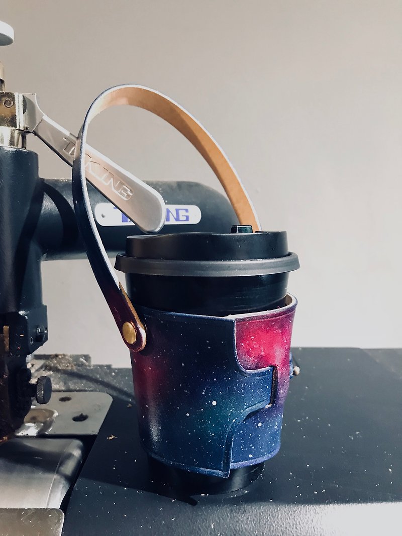 Starry sky dyed vegetable tanned cowhide leather strap environmental protection cup holder - อื่นๆ - หนังแท้ หลากหลายสี
