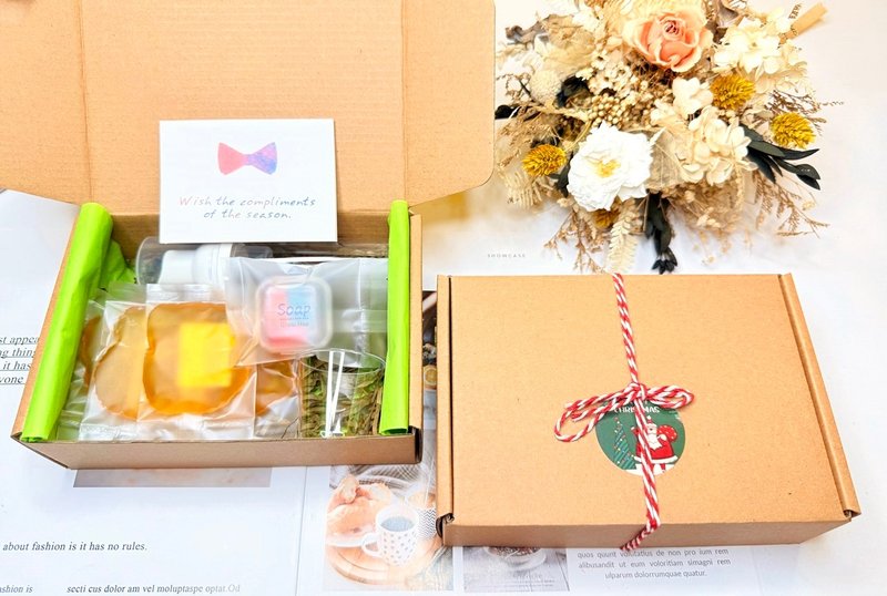 【24h Shipping】Christmas Bubbles | Pure Handmade Liquid Soap Paste Gift Set, Christmas Gift, Gift Exchange - Soap - Eco-Friendly Materials 