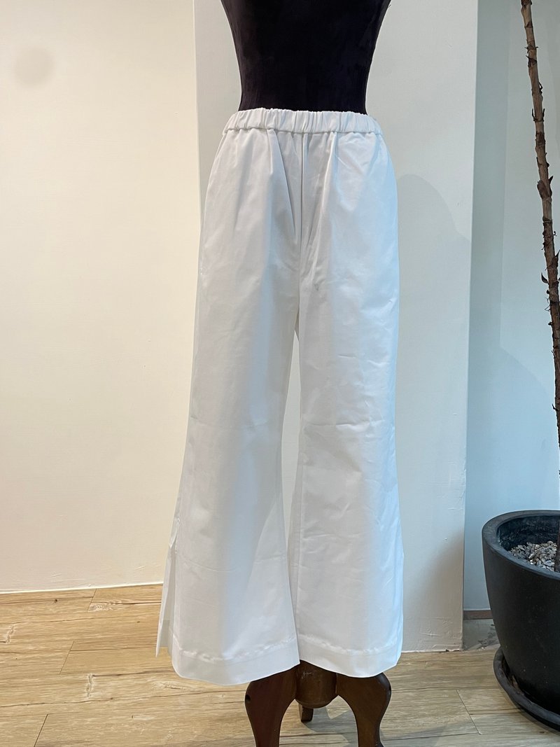 Flared pants with slit at the hem - slightly imperfections - กางเกงขายาว - ผ้าฝ้าย/ผ้าลินิน ขาว