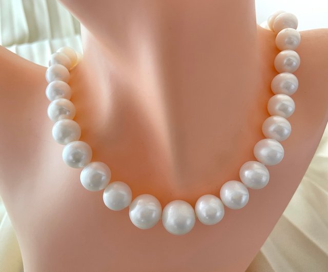 Holiday gift chain natural freshwater pearl necklace cold white