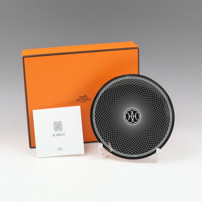 【日本直送】エルメス HERMES アッシュデコ Hデコ 食器 14cm プレート 1枚【未使用】Sランク - 盤子/餐盤/盤架 - 陶 黑色
